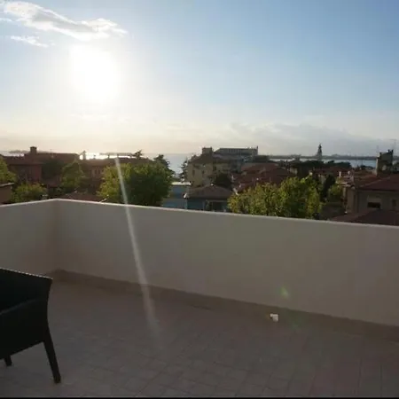 Stylish Penthouse In Venice Lido, 10 Minutes From Saint Marks Square Lido de Venecia