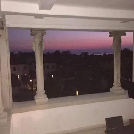 Stylish Penthouse In Venice Lido, 10 Minutes From Saint Marks Square *